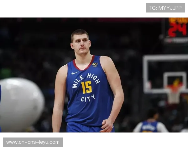 约基奇赛季场均三双，MVP竞争中保持领先地位