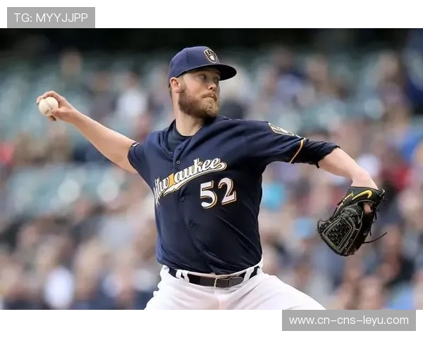 赛季收官战将至，年度总冠军归属悬而未决