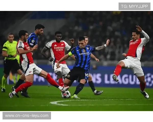 科莫vs亚特兰大：升班马挑战劲旅，主场黑马欲创奇迹