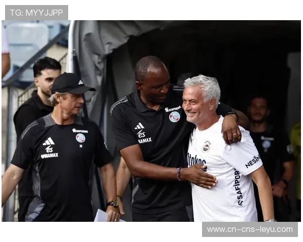 法甲裁判名单：巴黎vs马赛启用争议裁判